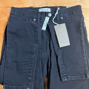 Madewell 9” High Rise Skinny. Size 27 Black Jean